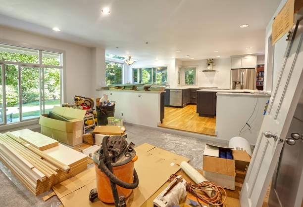 Professional Countertop Replacement technician working in Englewood, FL